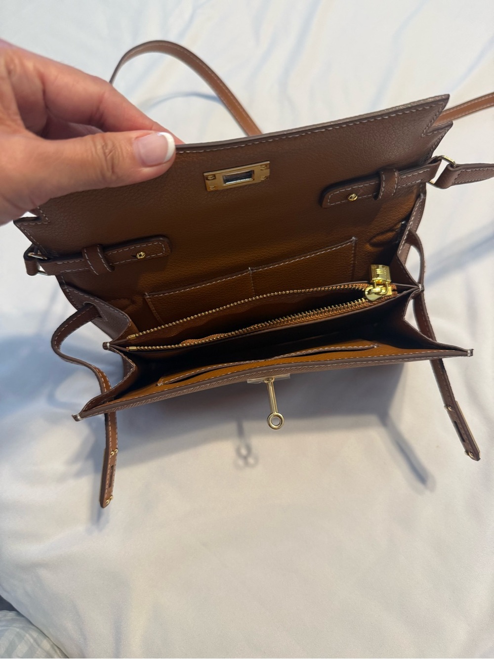 Designer- Inspired Leather Crossbody Shoulder Bag in Brown - Picture 5 of 9